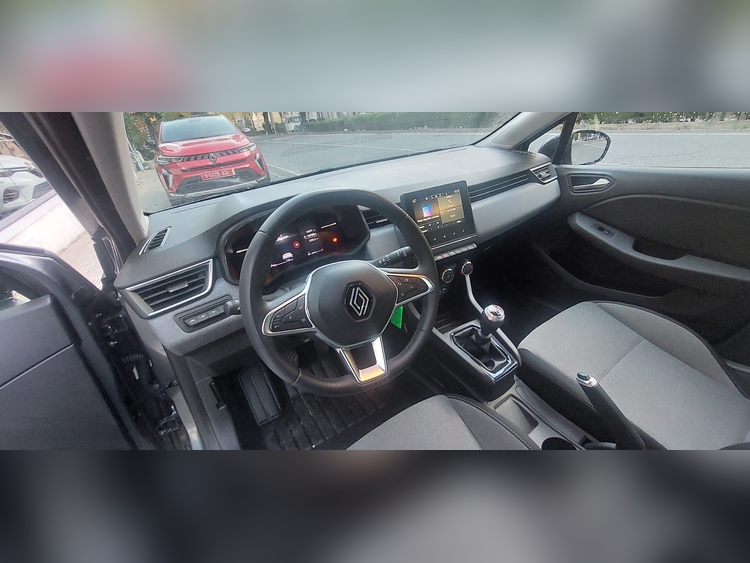 Renault Clio 1.0 90CV foto 13